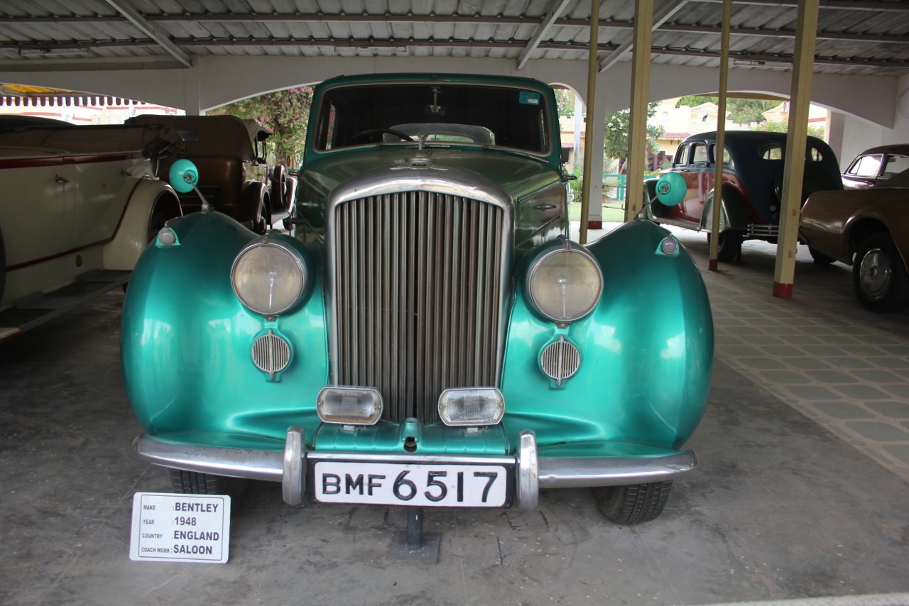 An eye catching Bentley from 1948 An eye catching Bentley from 1948