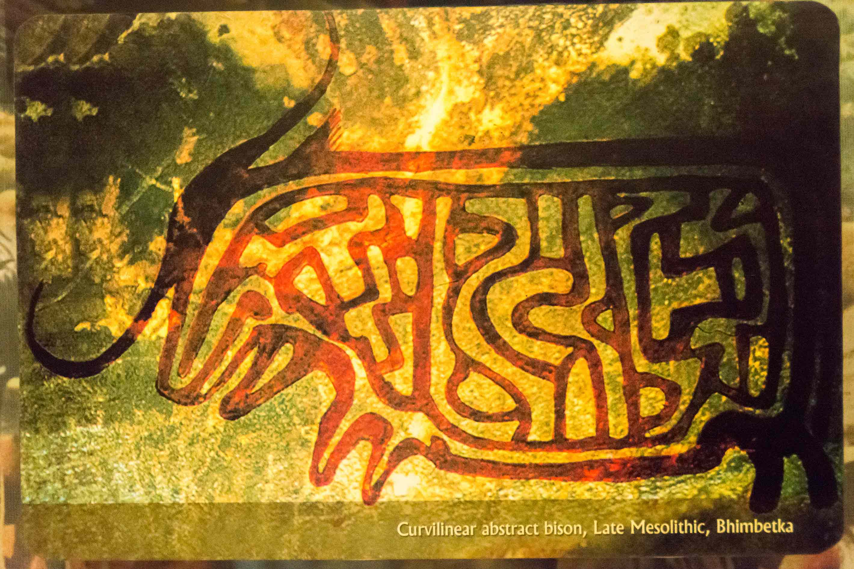 Curvilinear abstract bison, Late Mesolithic, Bhimbetka Curvilinear abstract bison, Late Mesolithic, Bhimbetka