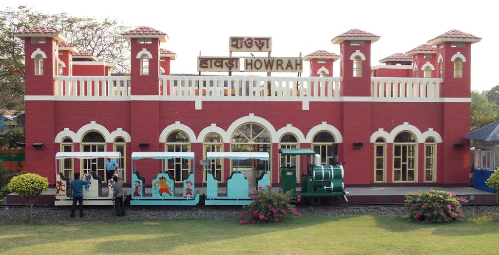 The Hall of Heritage The Hall of Heritage, containing a collection of rare photographs and glimpses of the rich history of the Eastern Railways and the Howrah Station building