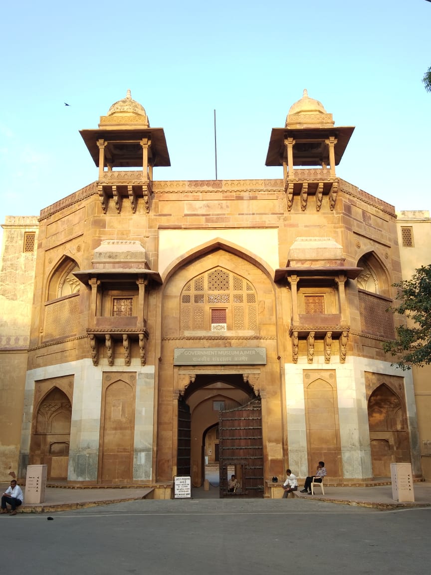 Front view of the Akbari Fort Main entrance and front view of the Ajmer Government museum
