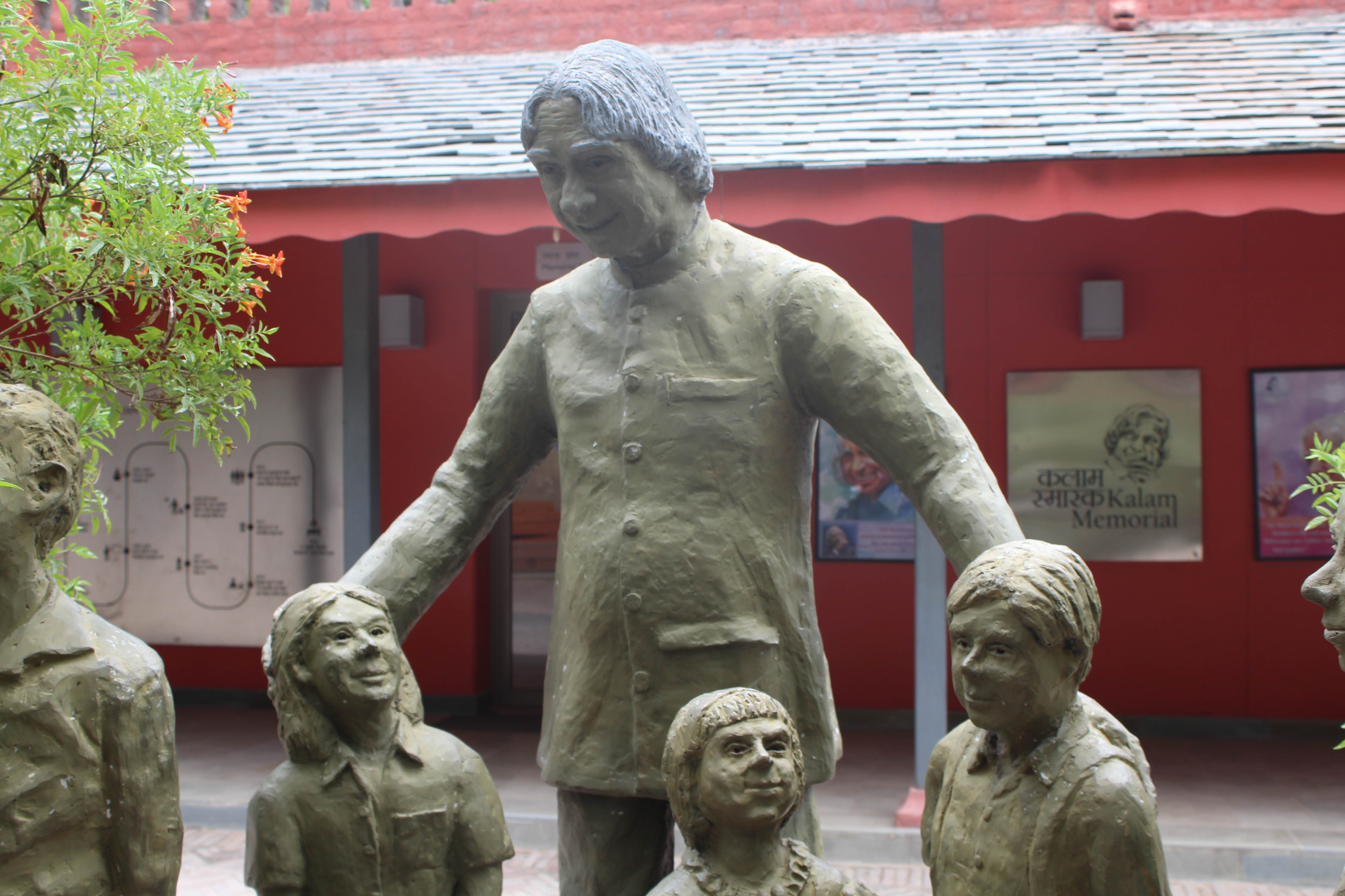 Stone statues at the entrance of the museum, depicting Dr Kalam with children Exterior of the museum