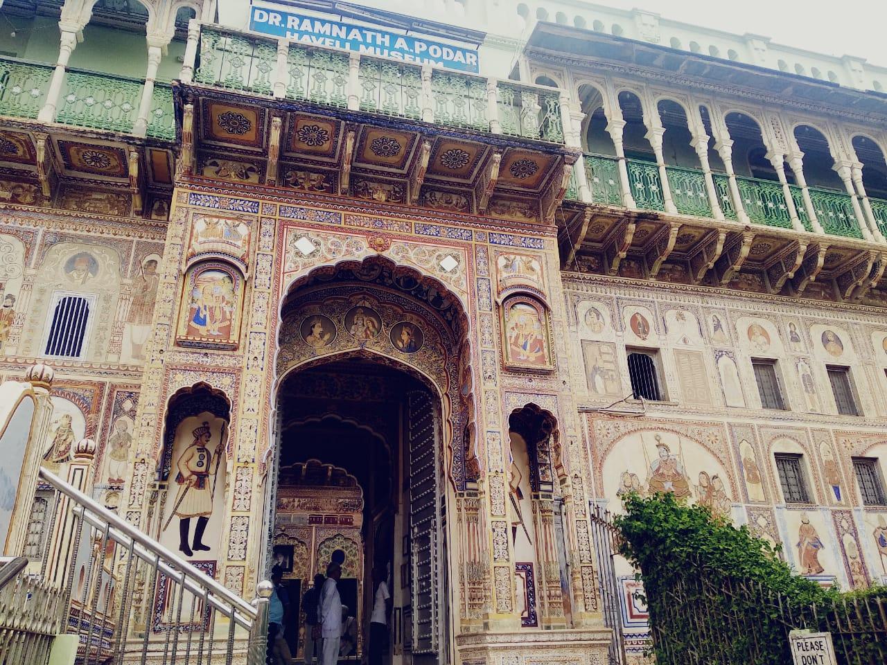 Entrance to Dr. Ramnath A. Podar Haveli Museum Entrance to Dr. Ramnath A. Podar Haveli Museum