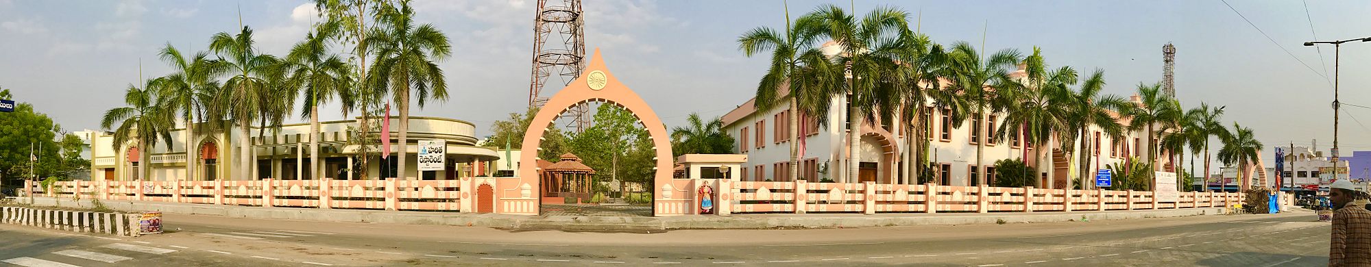 Kalachakra Museum, Amaravati | Image Source: www.wikipedia.org/wiki/Amaravathi,_Guntur_district#/media/File:Panorama_of_Amaravathi_Cultural_Heritage_Museum Kalachakra Museum, Amaravati