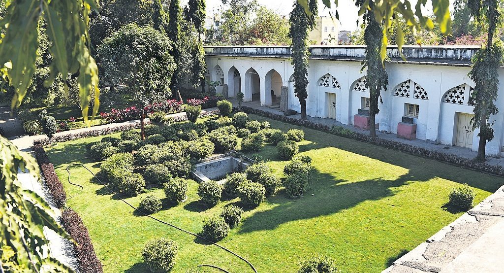 Khazana Building Museum | Image Source: www.telanganatoday.com/treasure-locked-and-lost-in-khazana-building-museum Khazana Building Museum