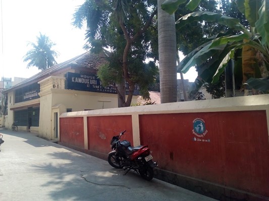 Sri Kandukuri Veeresalingam Pantulu House | Image Source: www.www.touristplaces.net.in/rajahmundry-ap/sri-kandukuri-veeresalingam-pantulu-house/ Sri Kandukuri Veeresalingam Pantulu House